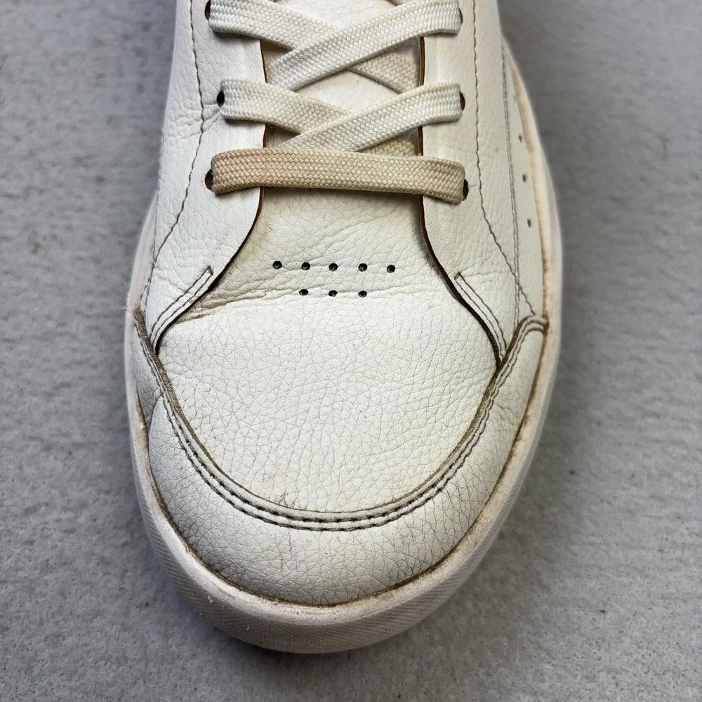 On The Roger Shoes Mens Size 9 White Leather Cushioned Casual Sneakers